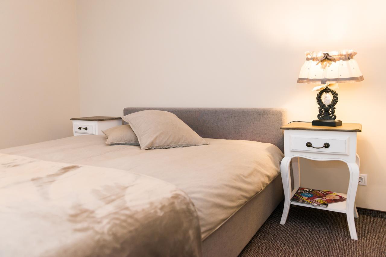 Cozy Apartment In ツェーシス エクステリア 写真