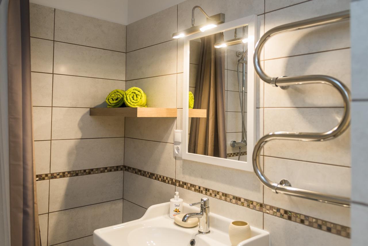Cozy Apartment In ツェーシス エクステリア 写真