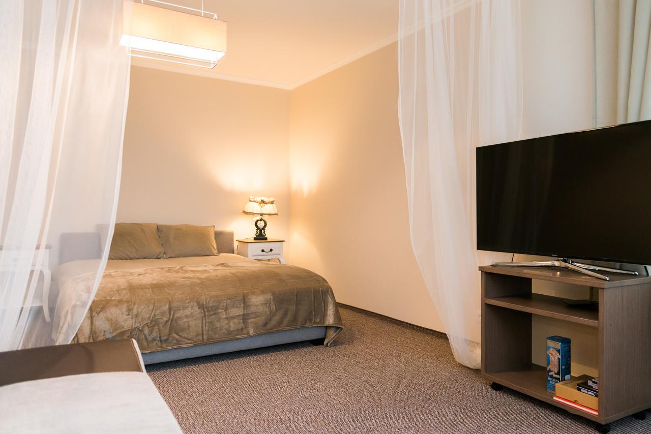 Cozy Apartment In ツェーシス エクステリア 写真