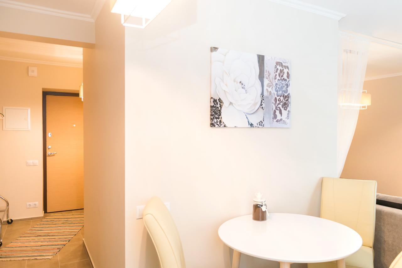 Cozy Apartment In ツェーシス エクステリア 写真