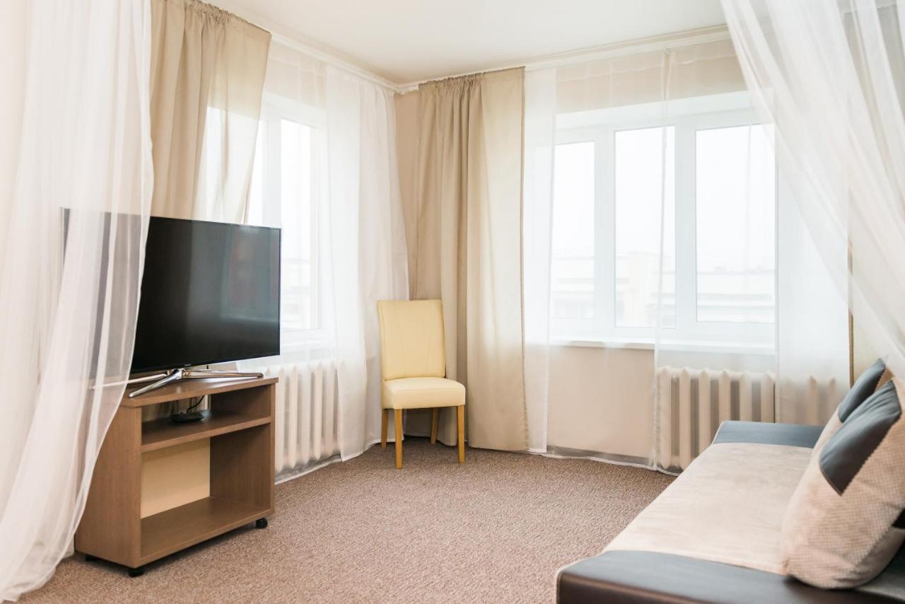 Cozy Apartment In ツェーシス エクステリア 写真